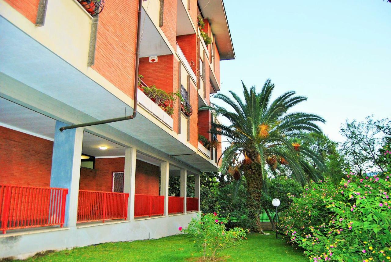 Alojamento de Acomodação e Pequeno-almoço Eur Roma